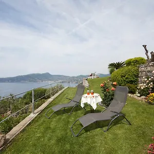 Rosso Su Portofino Apartment